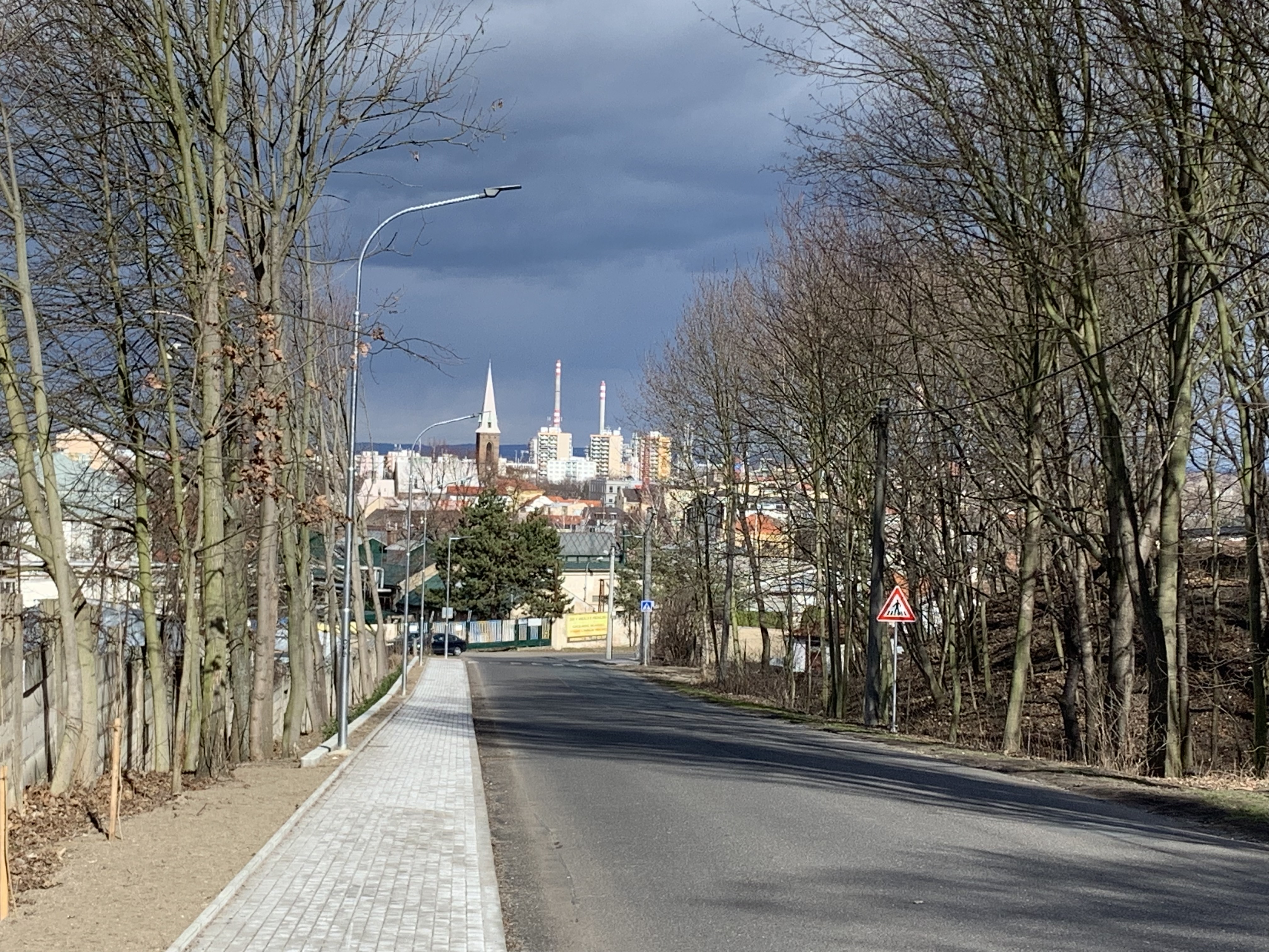 Obrázek 5 - Bezbariérový chodník v ulici Hybešova v obci Kralupy nad Vltavou
