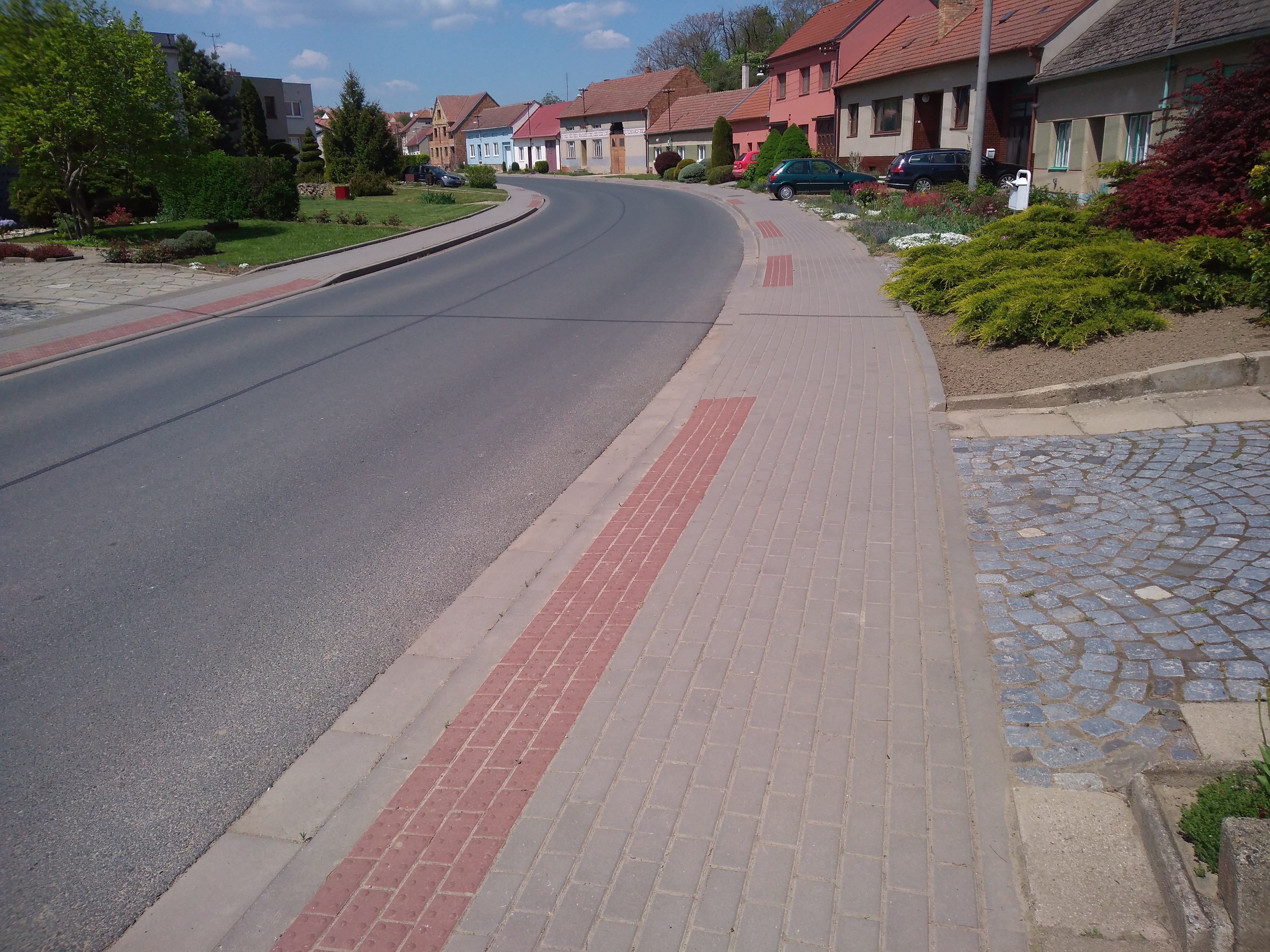 Obrázek 3 - Bezbariérové chodníky Čejkovice, ulice Cigánov