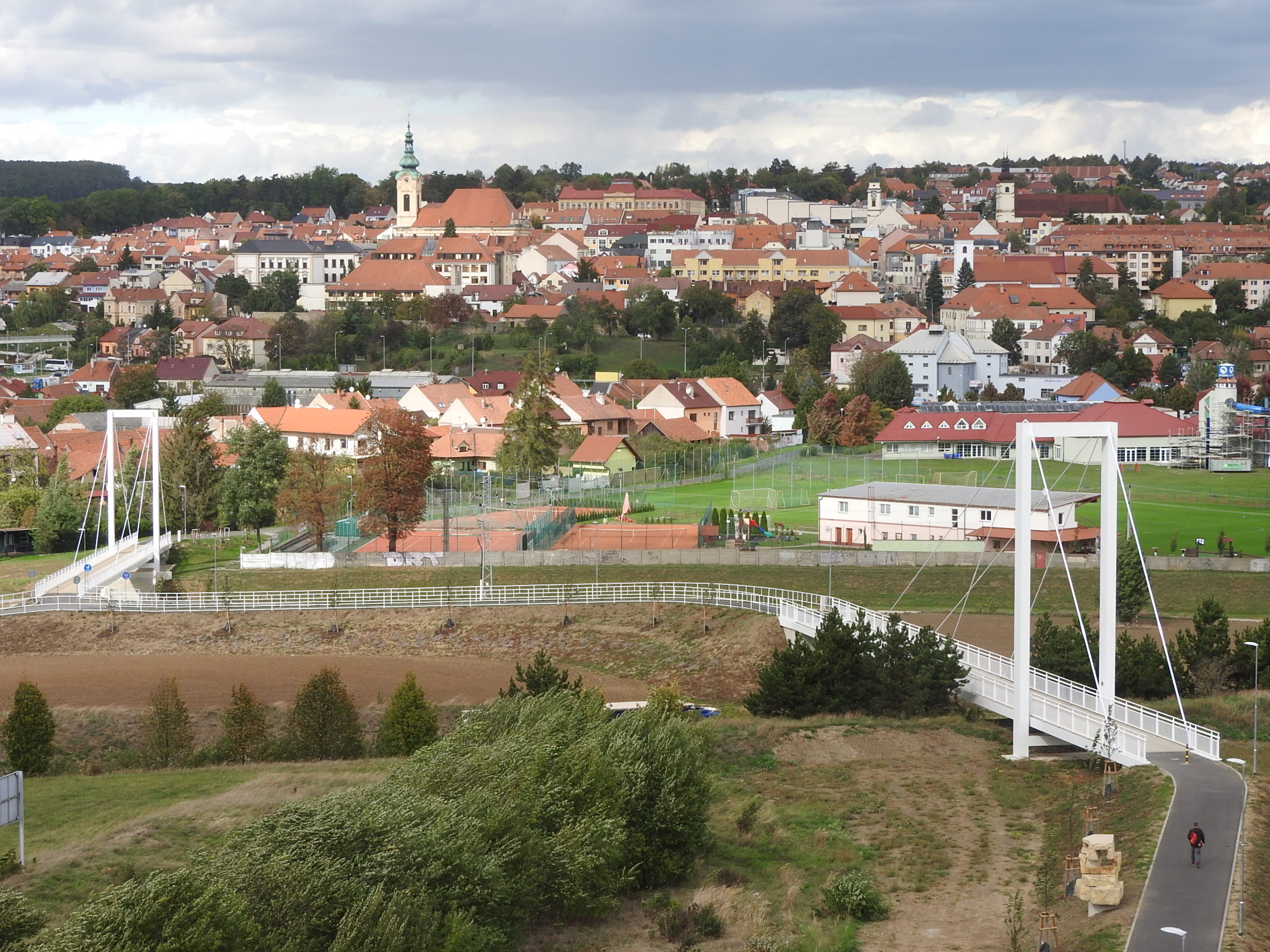Obrázek 1 - Komunikační propojení Slováckého náměstí se sídlištěm Olšava v Uherském Brodě (I. a II. etapa)